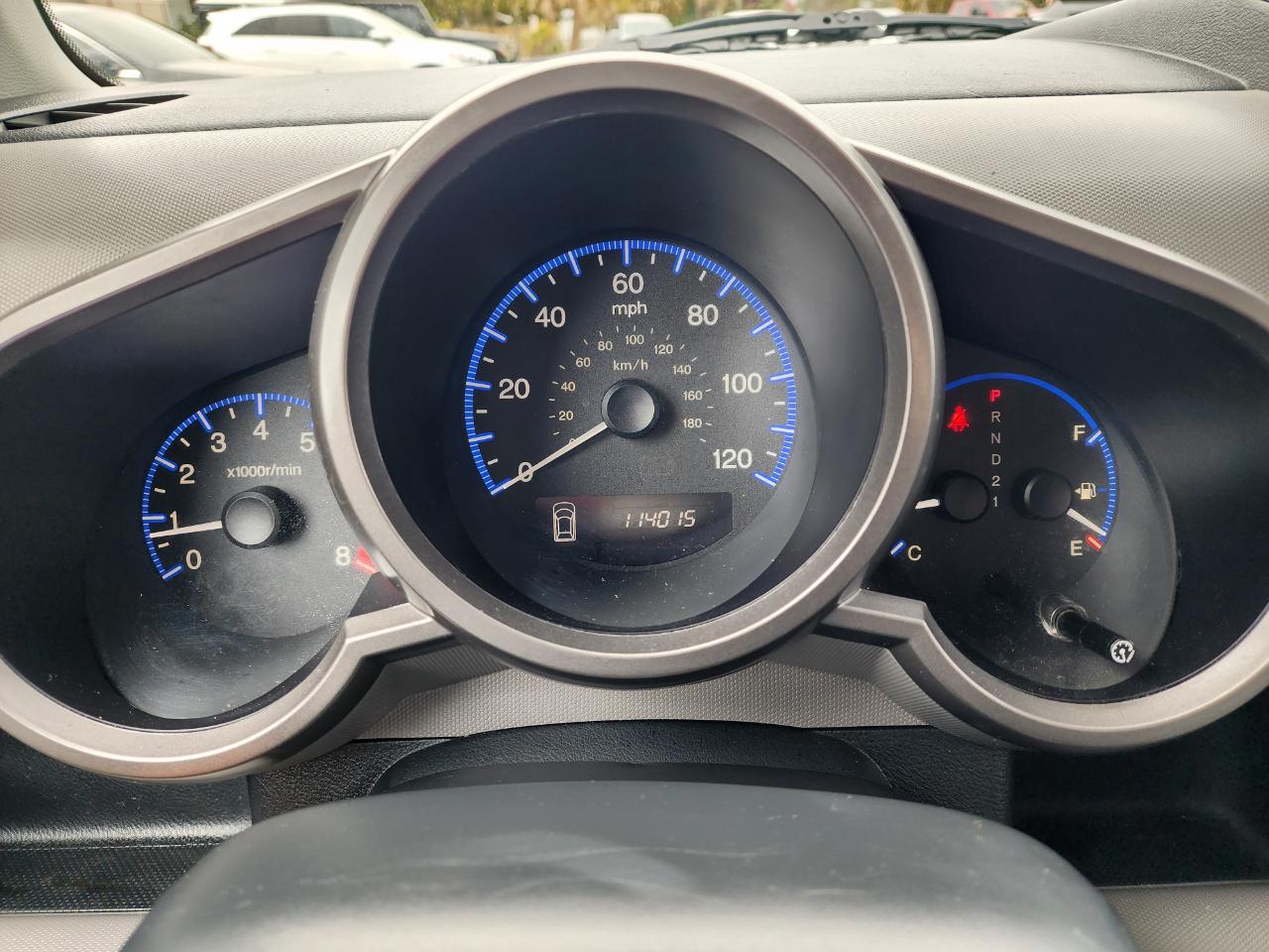 Honda Element 2WD 5dr Auto LX 2009