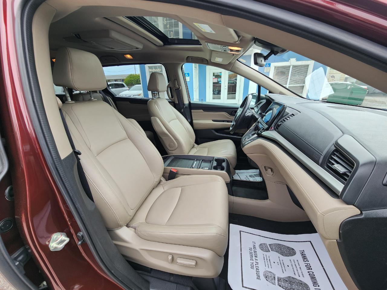 Honda Odyssey Touring Auto 2018