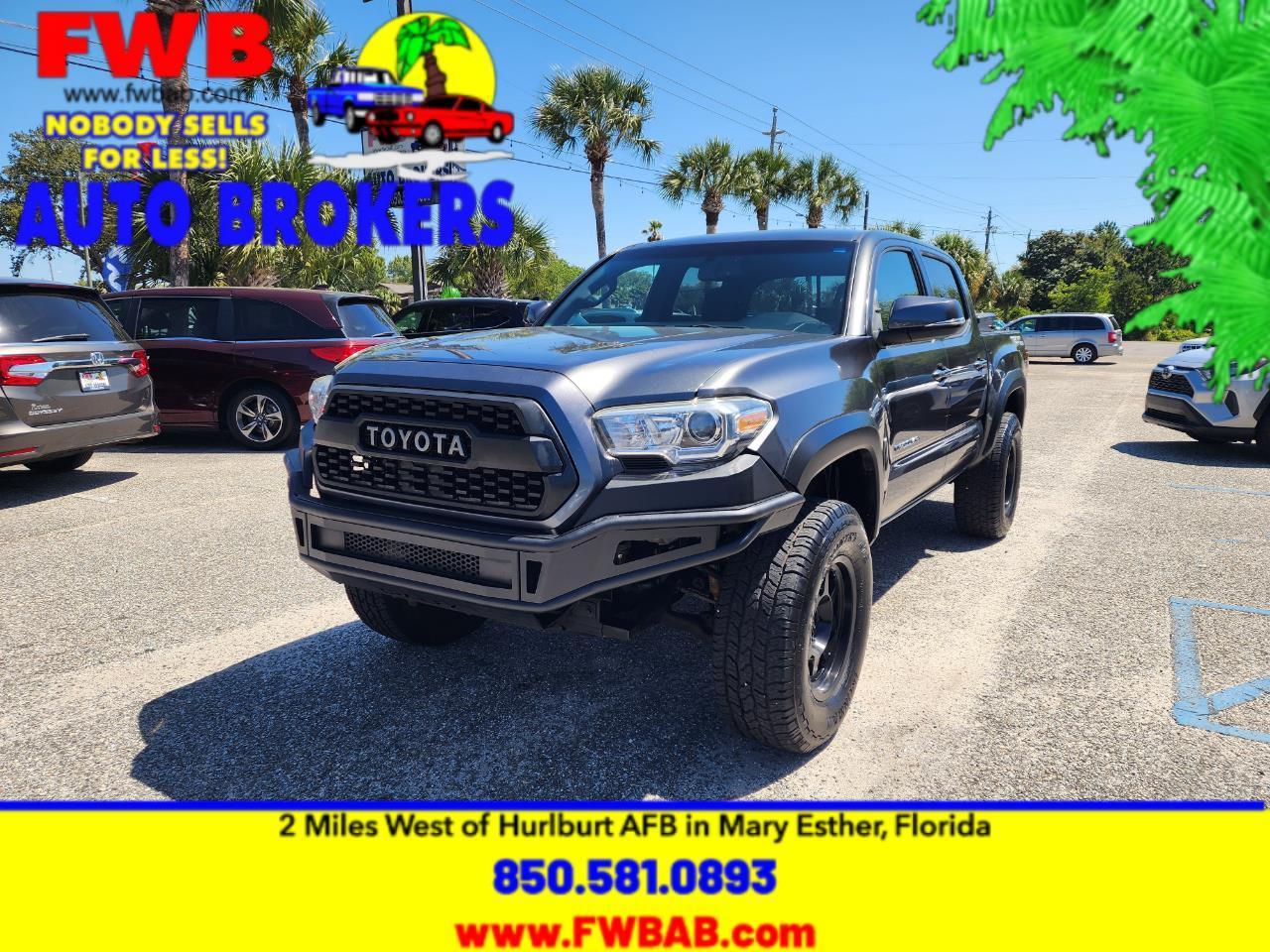 Toyota Tacoma TRD Off Road Double Cab 5' Bed V6 4x2 AT (Natl) 2017