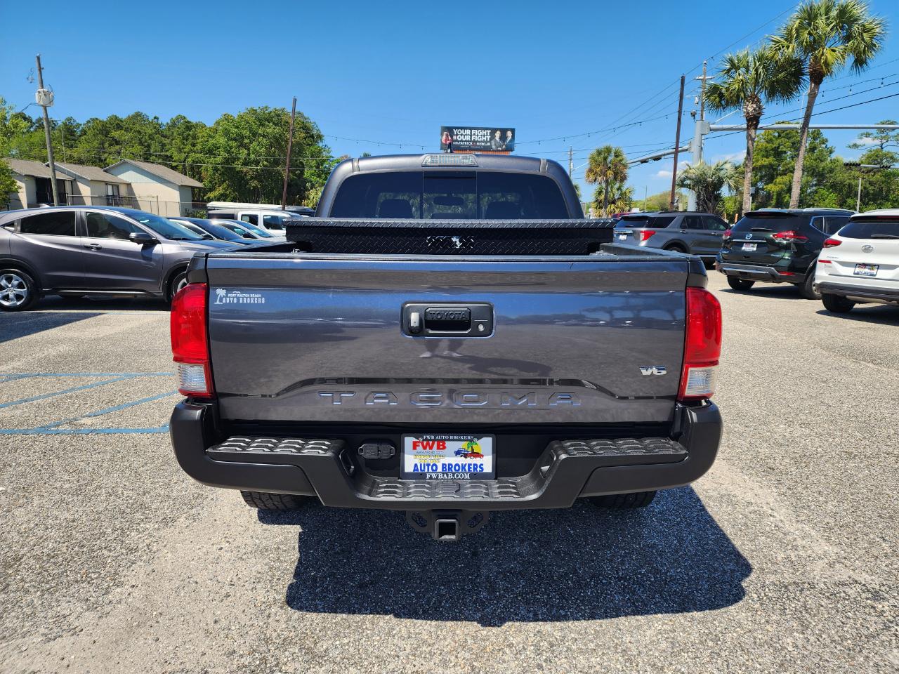 Toyota Tacoma TRD Off Road Double Cab 5' Bed V6 4x2 AT (Natl) 2017