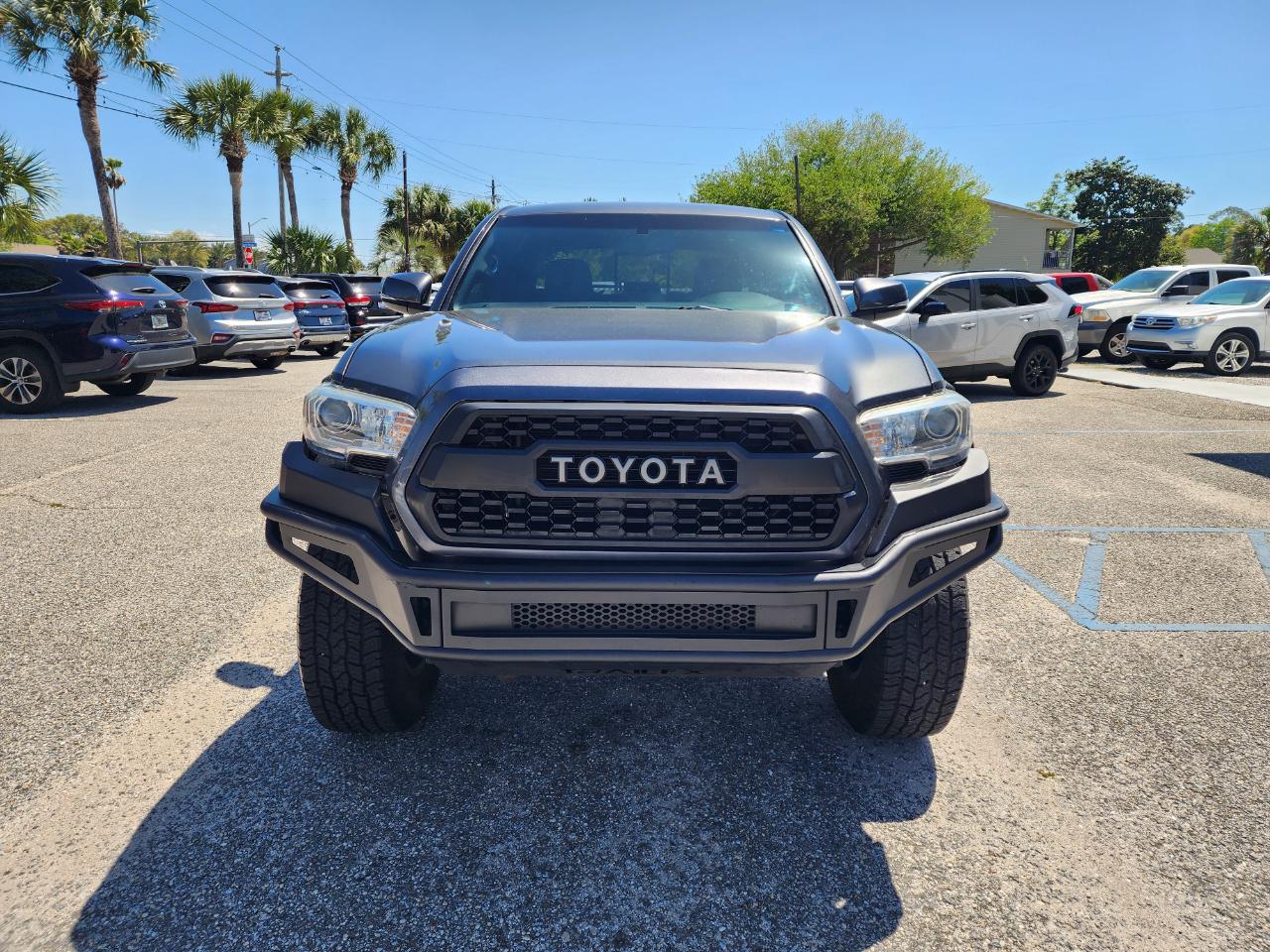 Toyota Tacoma TRD Off Road Double Cab 5' Bed V6 4x2 AT (Natl) 2017