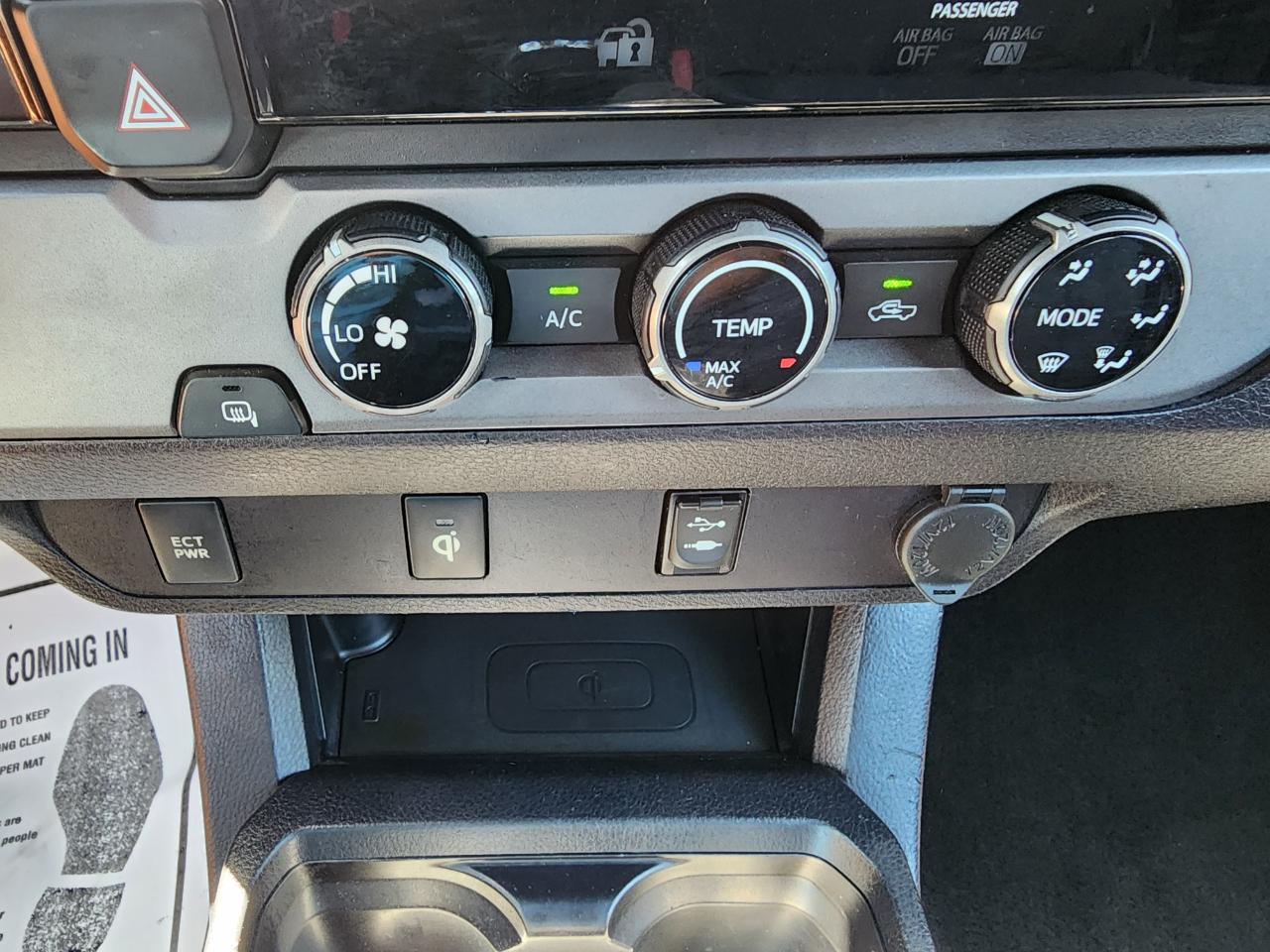 Toyota Tacoma TRD Off Road Double Cab 5' Bed V6 4x2 AT (Natl) 2017