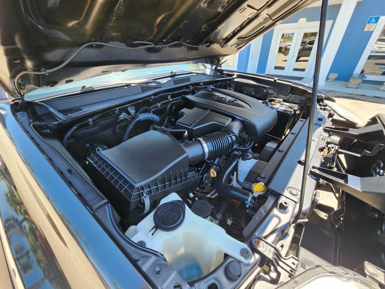 Toyota Tacoma TRD Off Road Double Cab 5' Bed V6 4x2 AT (Natl) 2017