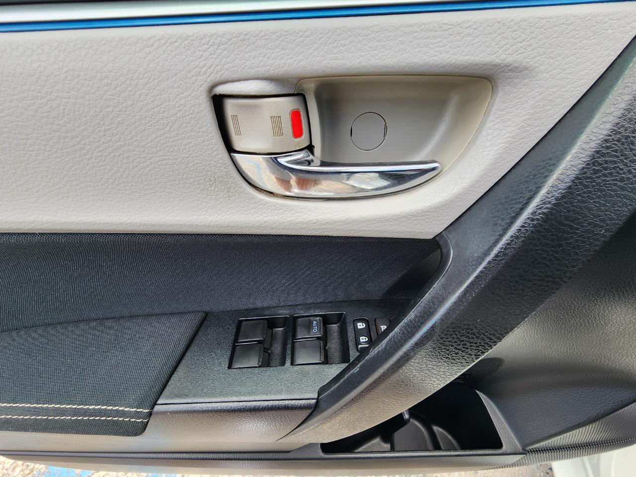 Toyota Corolla  2016