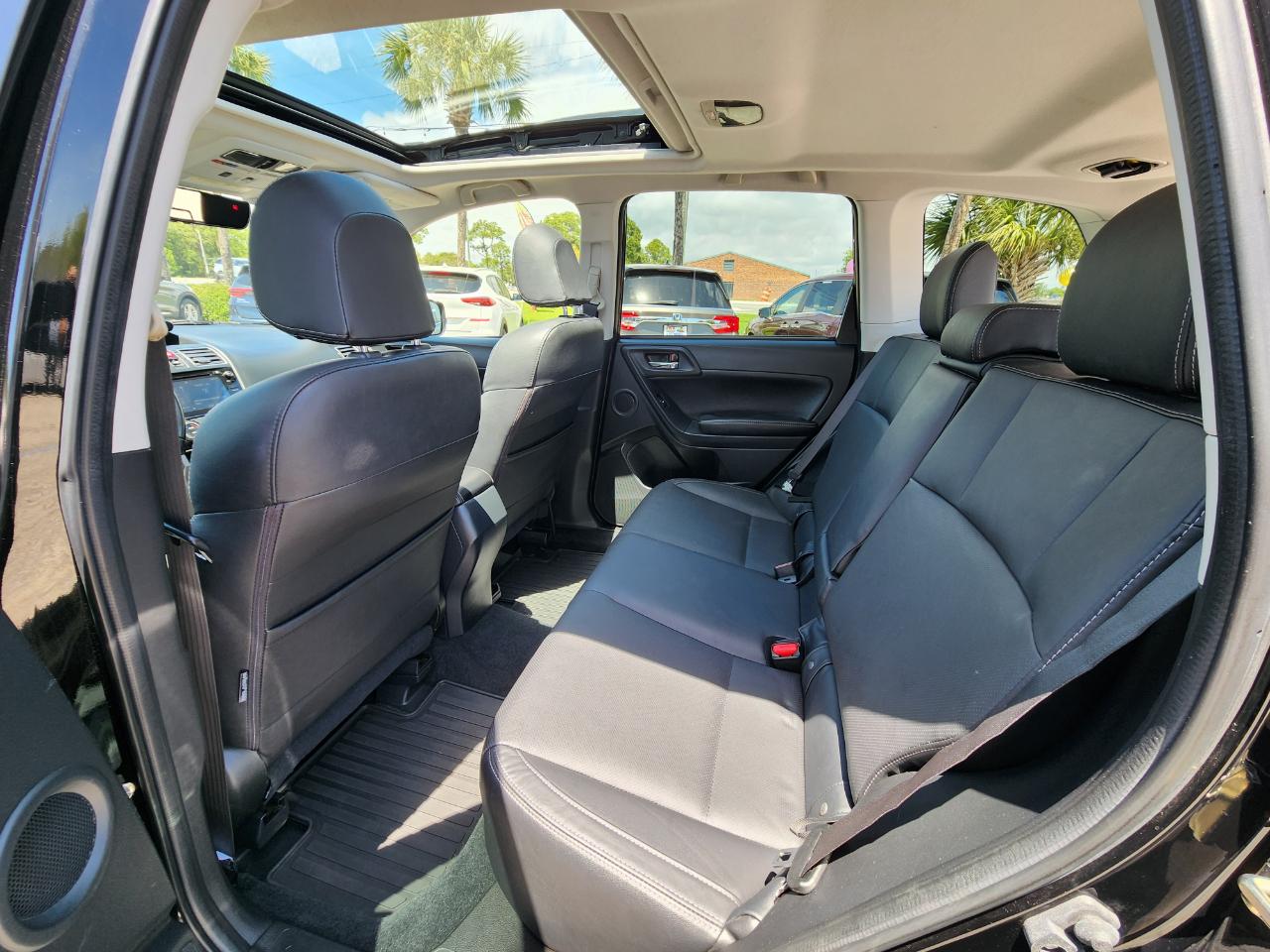 Subaru Forester 2.5i Limited CVT 2018