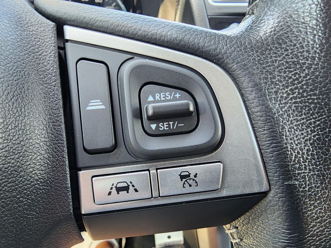 Subaru Forester 2.5i Limited CVT 2018