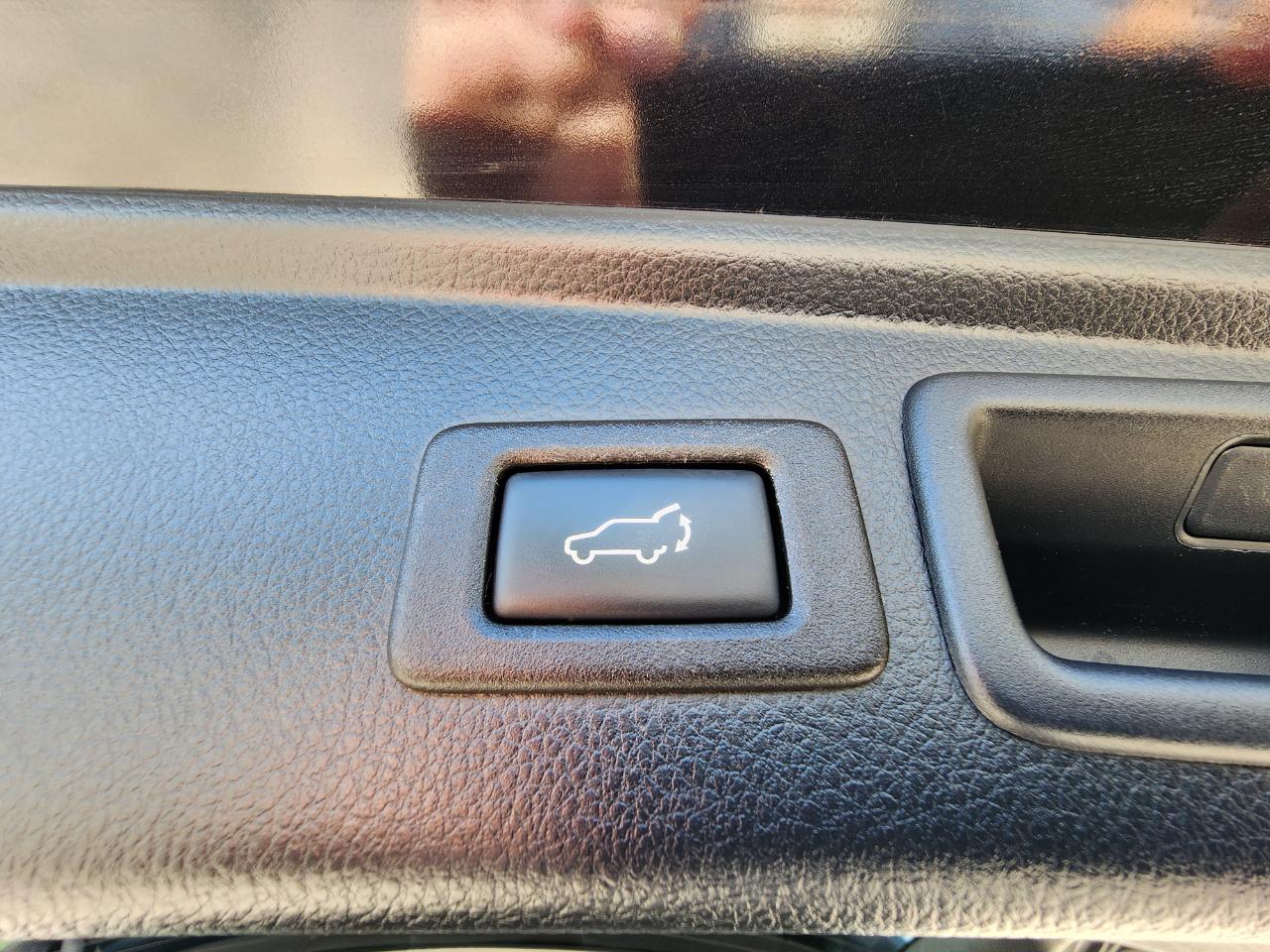 Subaru Forester 2.5i Limited CVT 2018