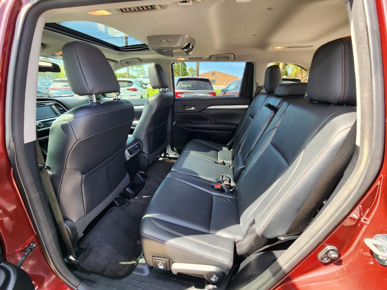 Toyota Highlander  2015