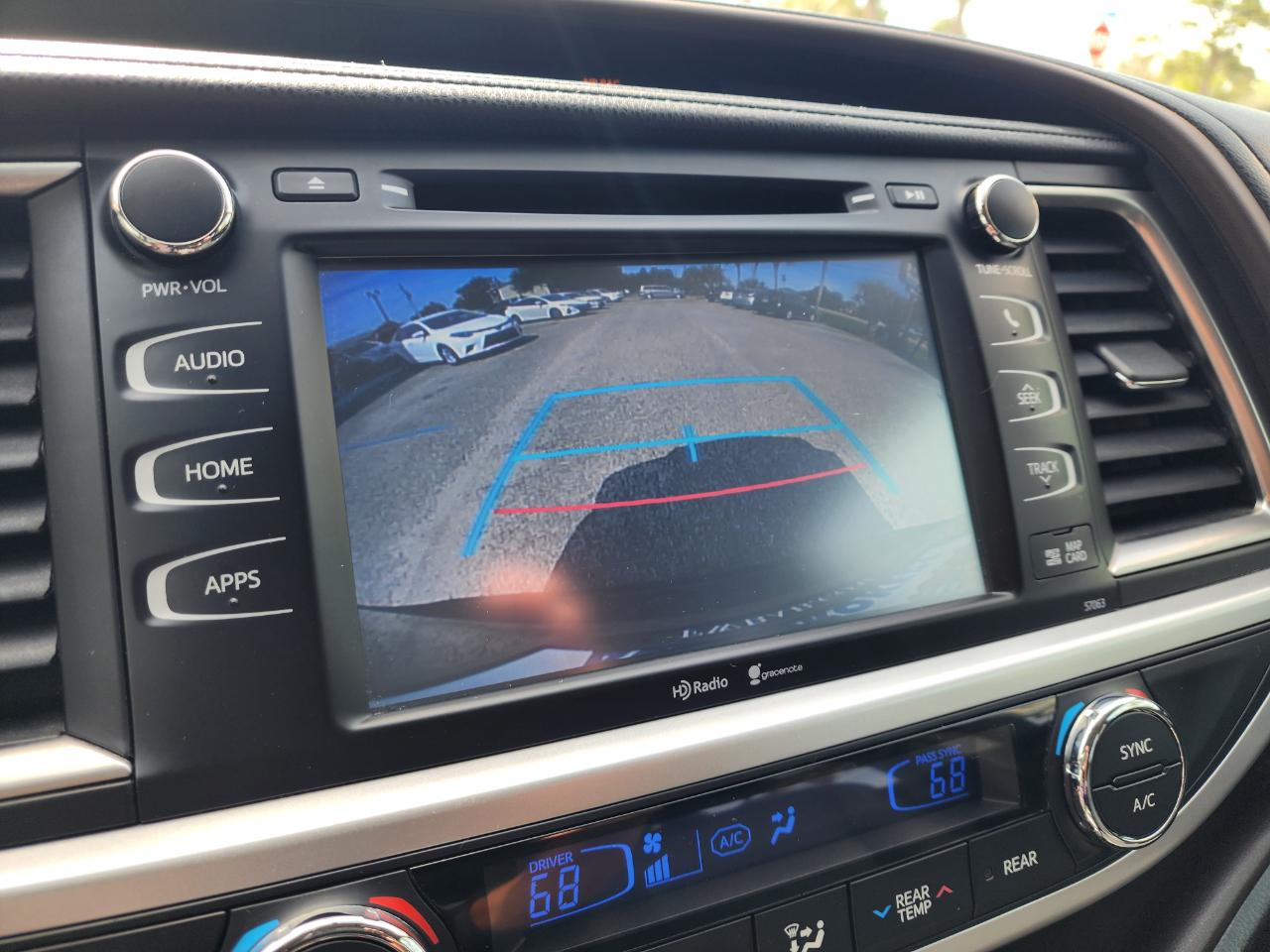 Toyota Highlander  2015