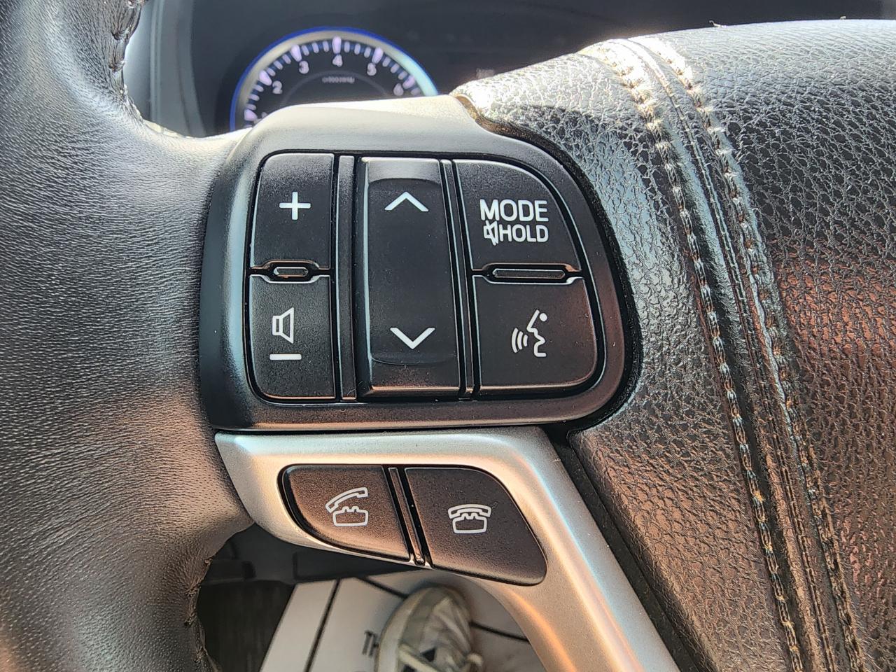 Toyota Highlander  2015