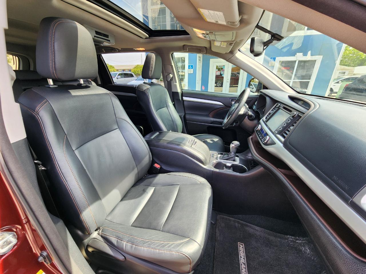 Toyota Highlander  2015