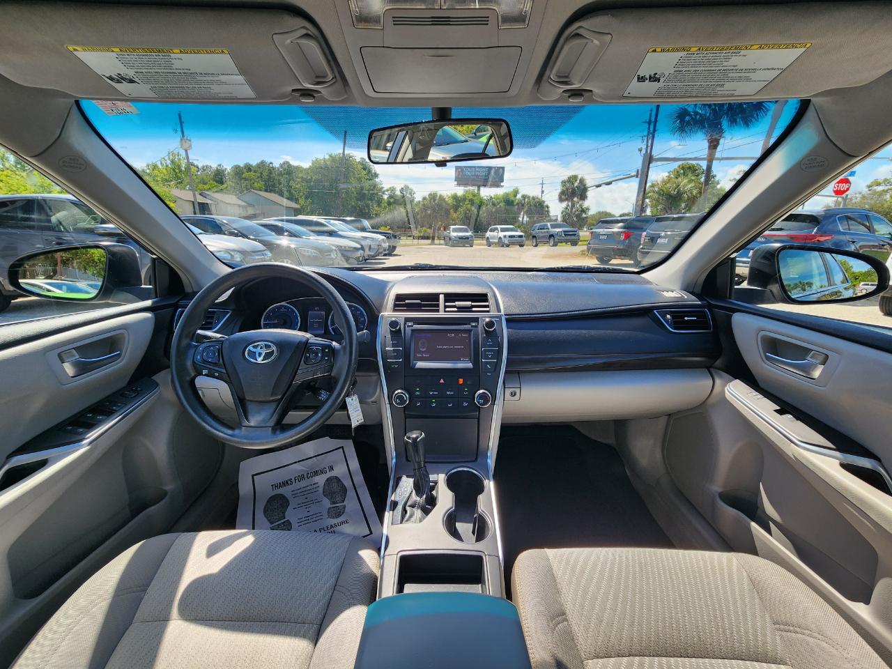 Toyota Camry 4dr Sdn I4 Auto XLE (Natl) 2016