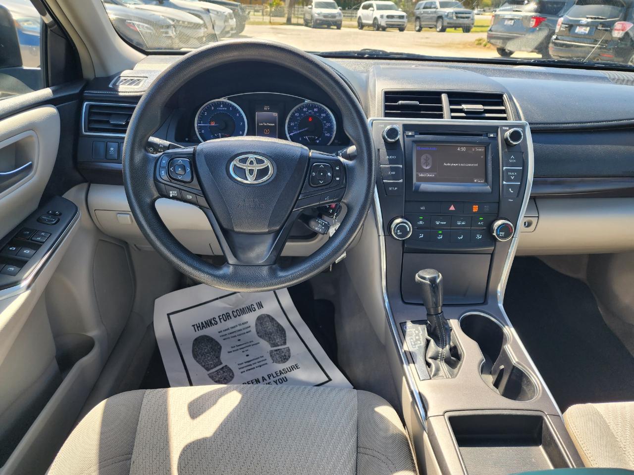 Toyota Camry 4dr Sdn I4 Auto XLE (Natl) 2016