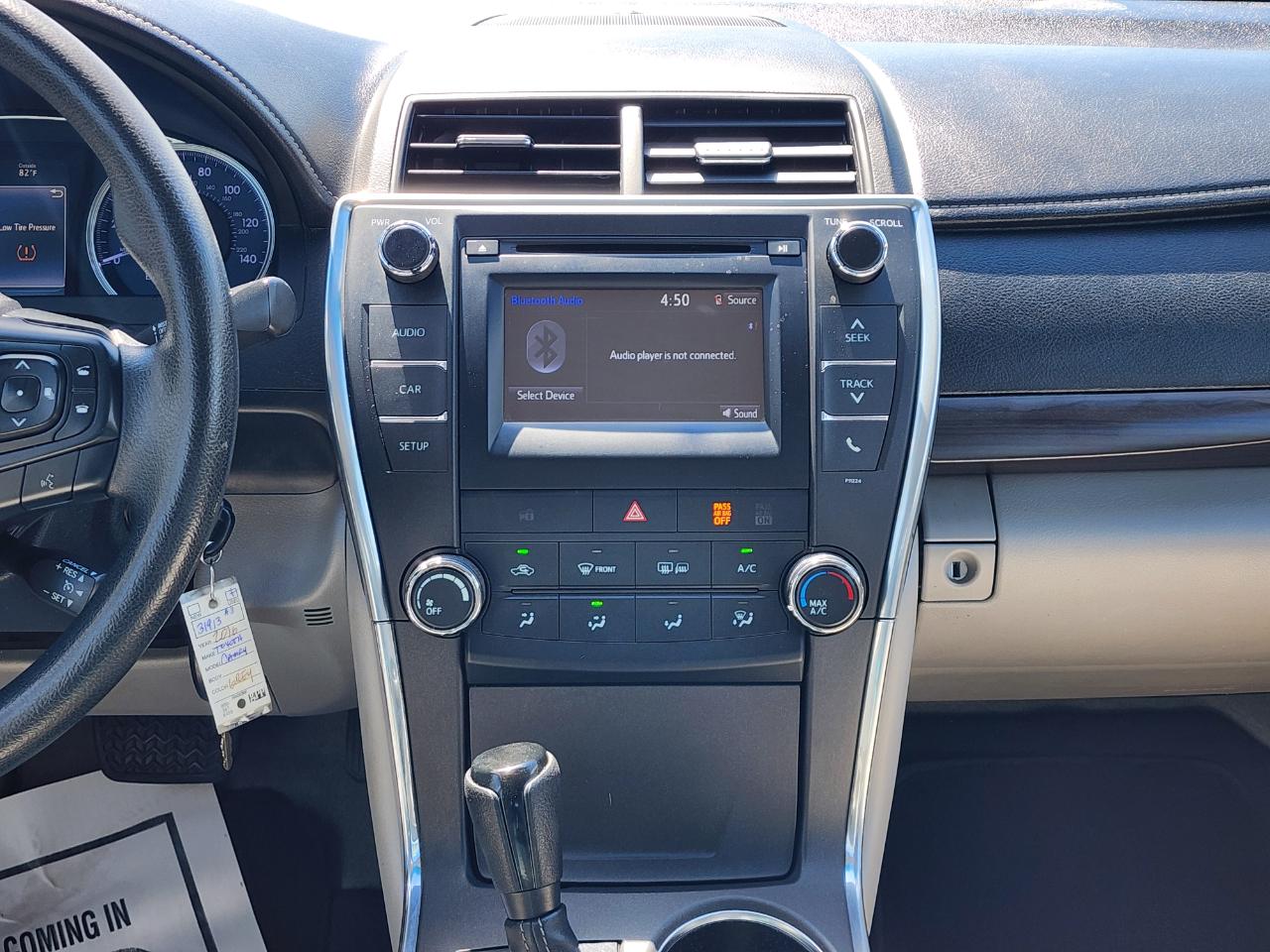 Toyota Camry 4dr Sdn I4 Auto XLE (Natl) 2016