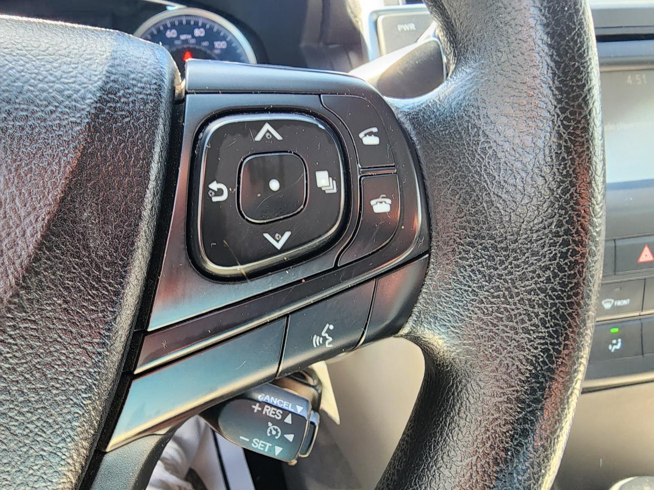 Toyota Camry 4dr Sdn I4 Auto XLE (Natl) 2016