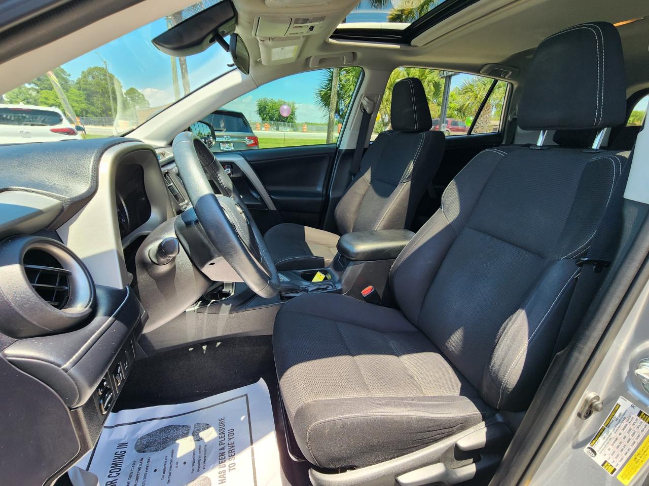 Toyota RAV4 XLE FWD 2018