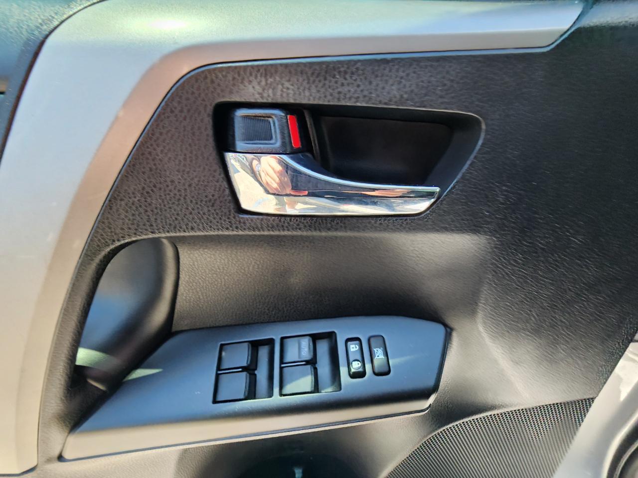 Toyota RAV4 XLE FWD 2018