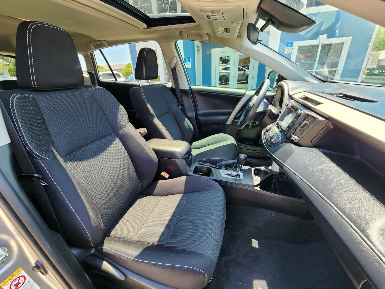 Toyota RAV4 XLE FWD 2018