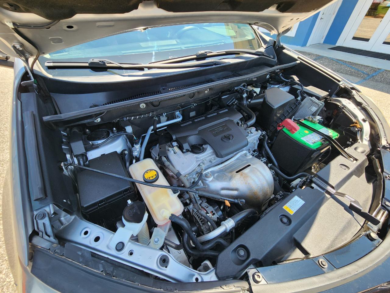 Toyota RAV4 XLE FWD 2018