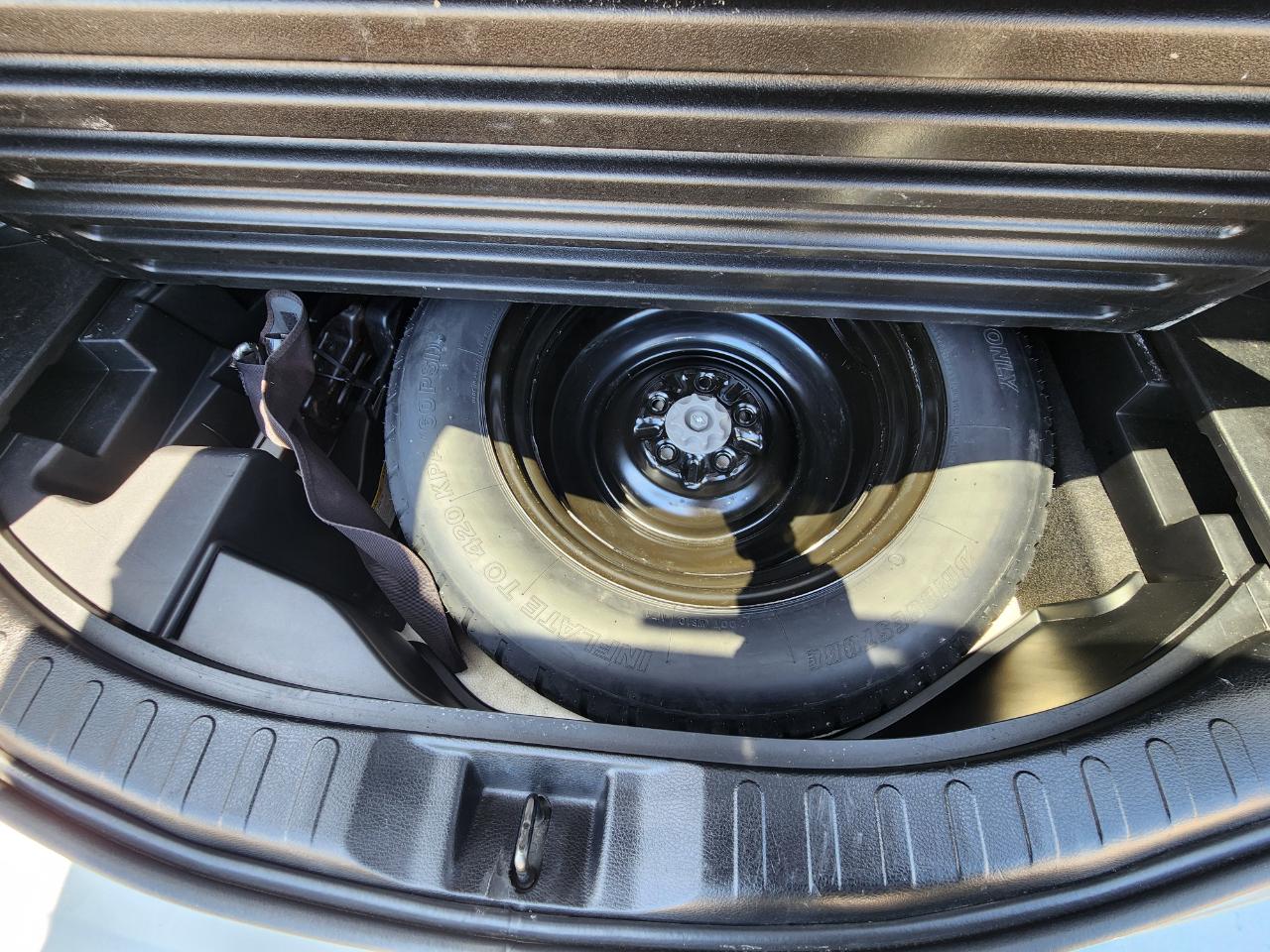 Toyota RAV4 XLE FWD 2018