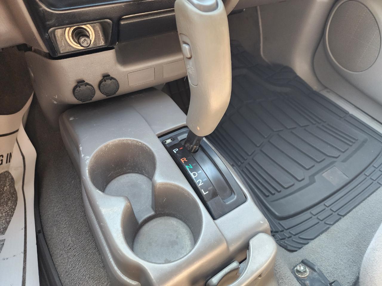 Toyota Tacoma XtraCab PreRunner V6 Auto 2004