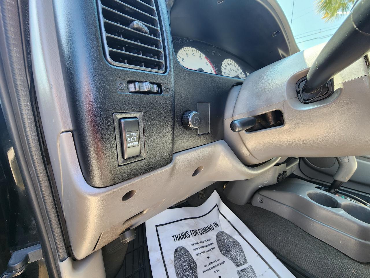 Toyota Tacoma XtraCab PreRunner V6 Auto 2004