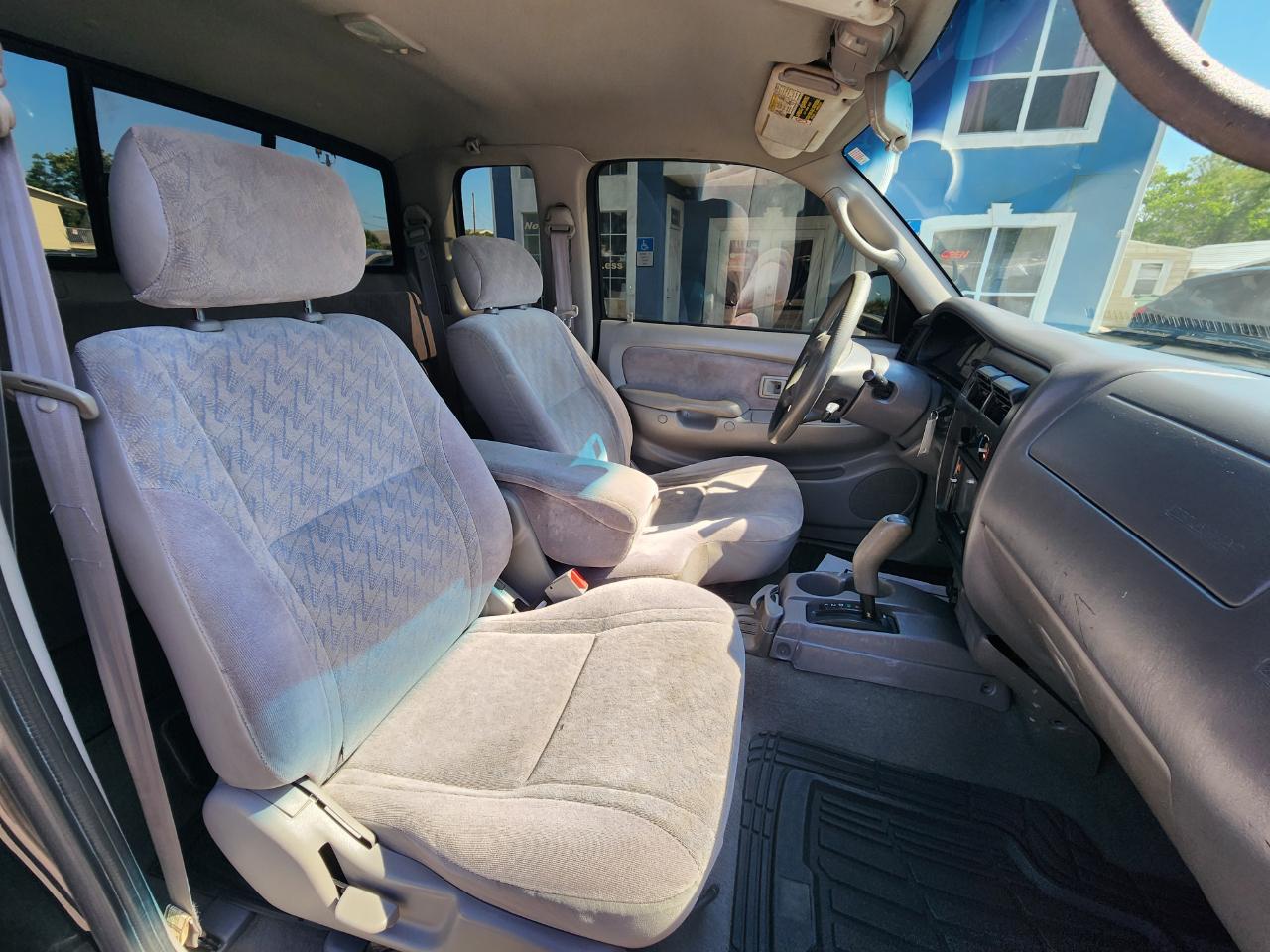 Toyota Tacoma XtraCab PreRunner V6 Auto 2004