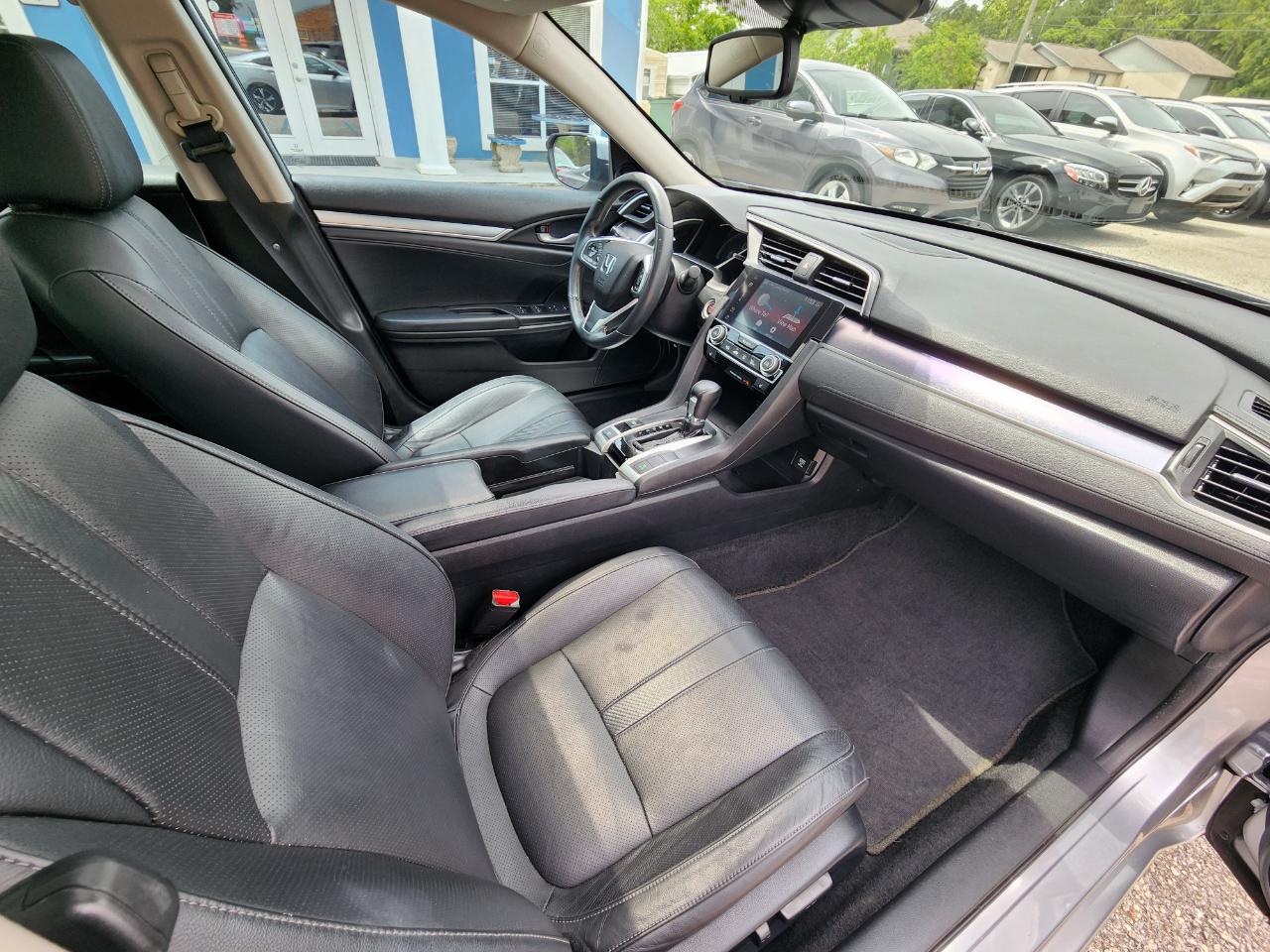 Honda Civic Sedan Touring CVT 2017