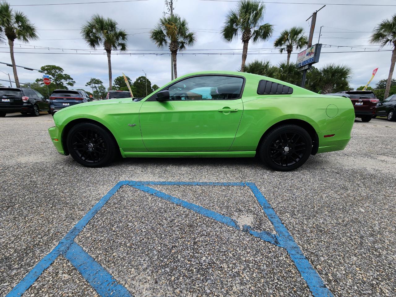 Ford Mustang 2dr Cpe V6 2014