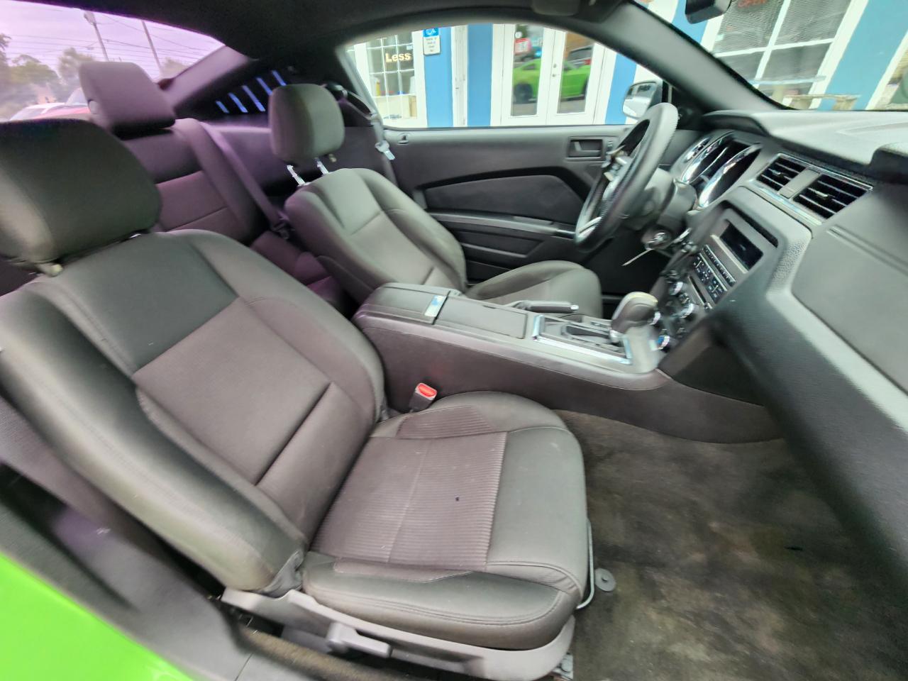 Ford Mustang 2dr Cpe V6 2014