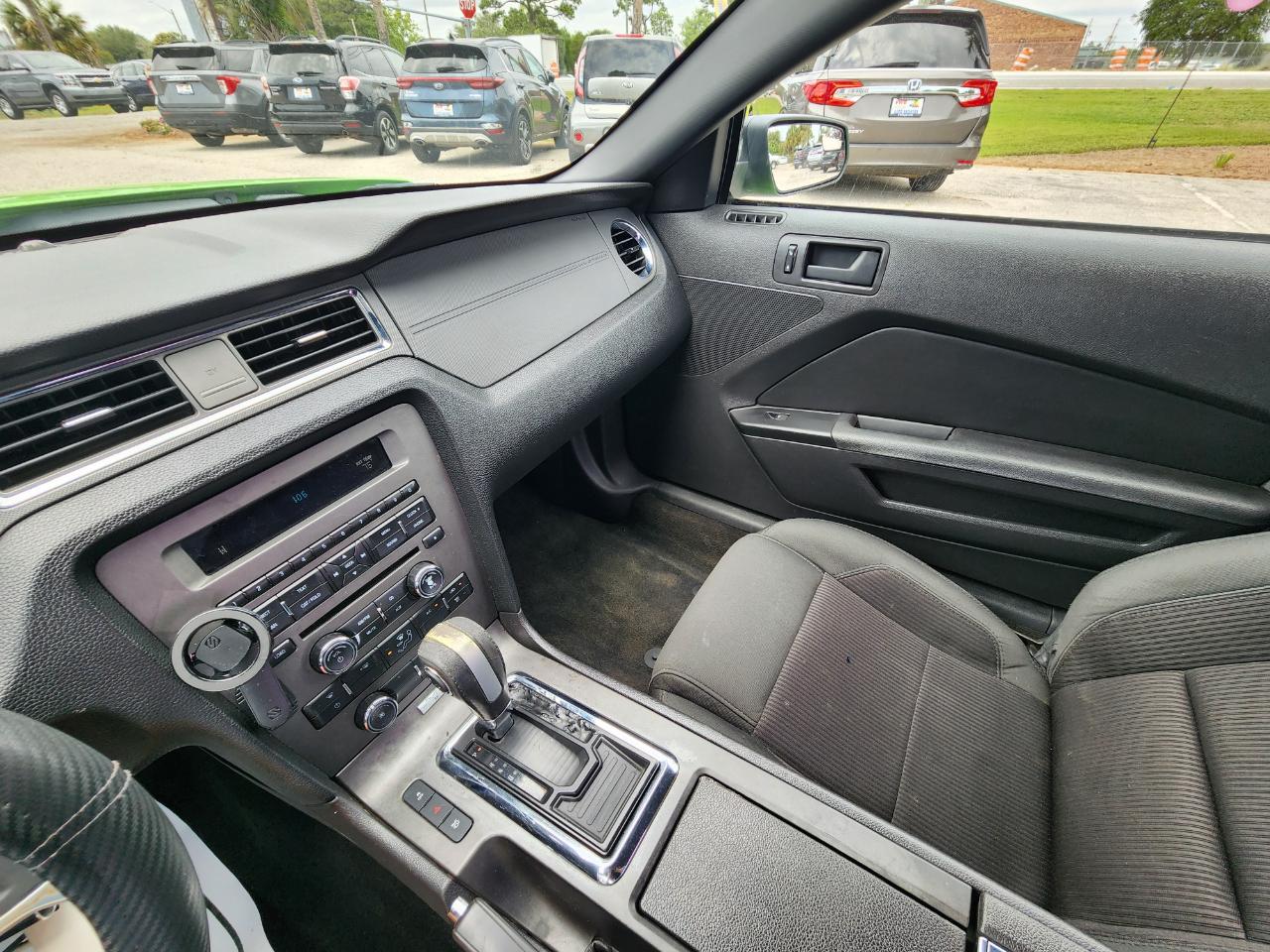 Ford Mustang 2dr Cpe V6 2014