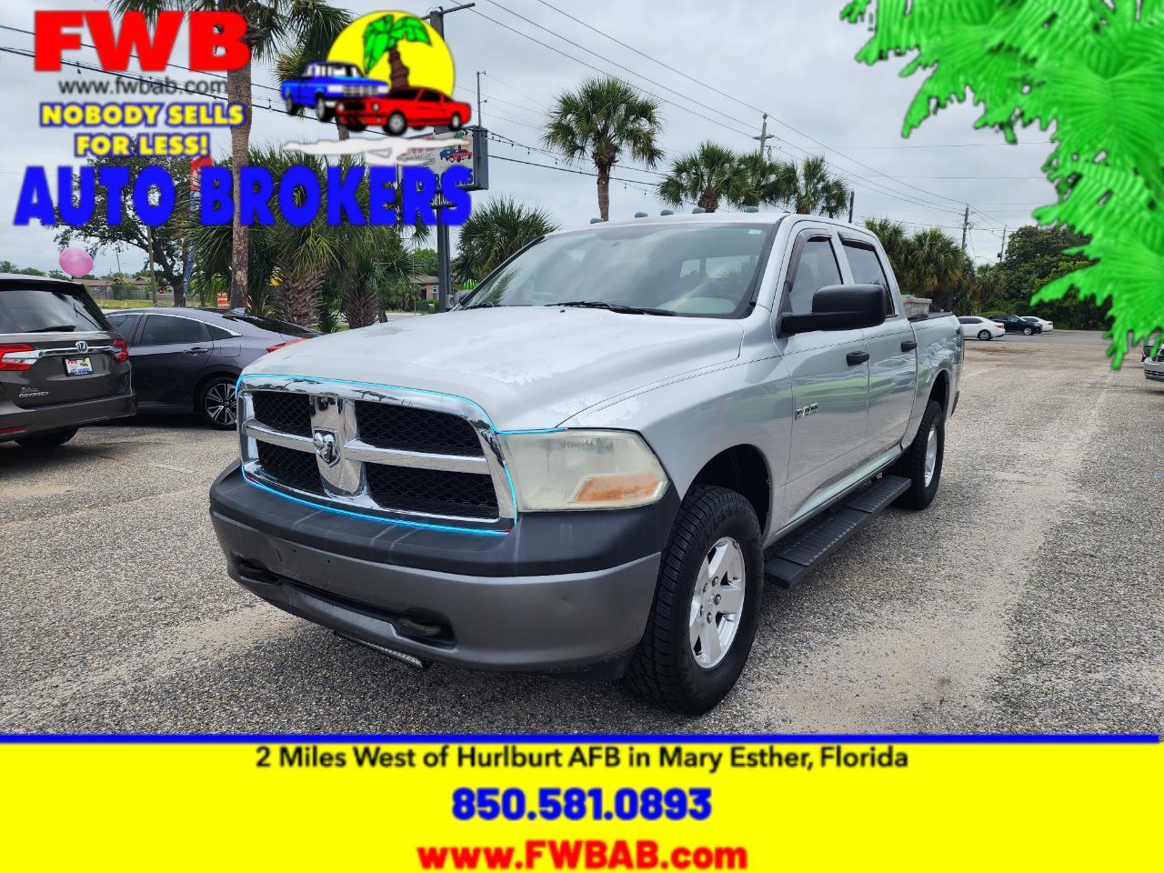 2010 Dodge Ram 1500 4WD Crew Cab 140.5" ST