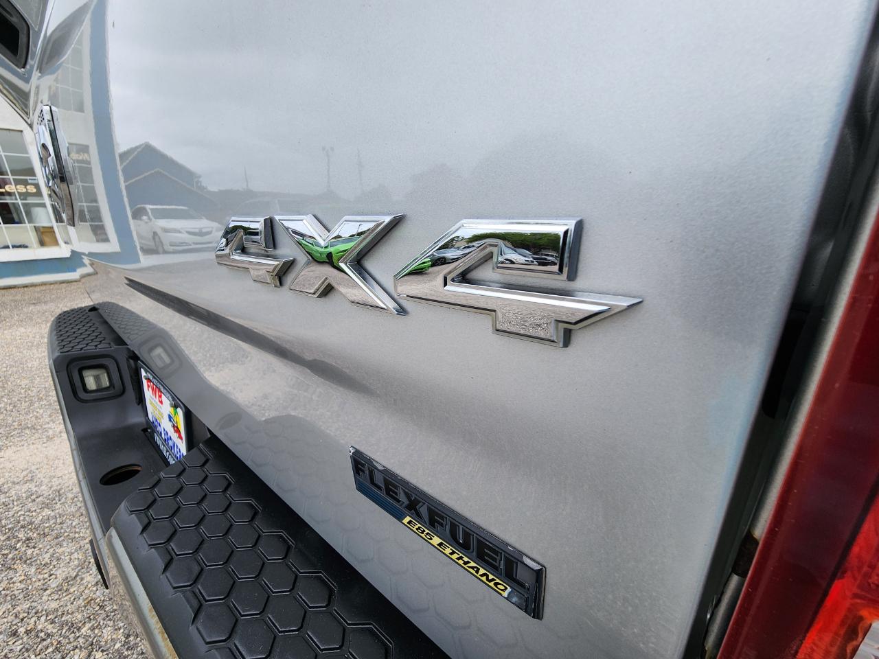 Dodge Ram 1500 4WD Crew Cab 140.5" ST 2010