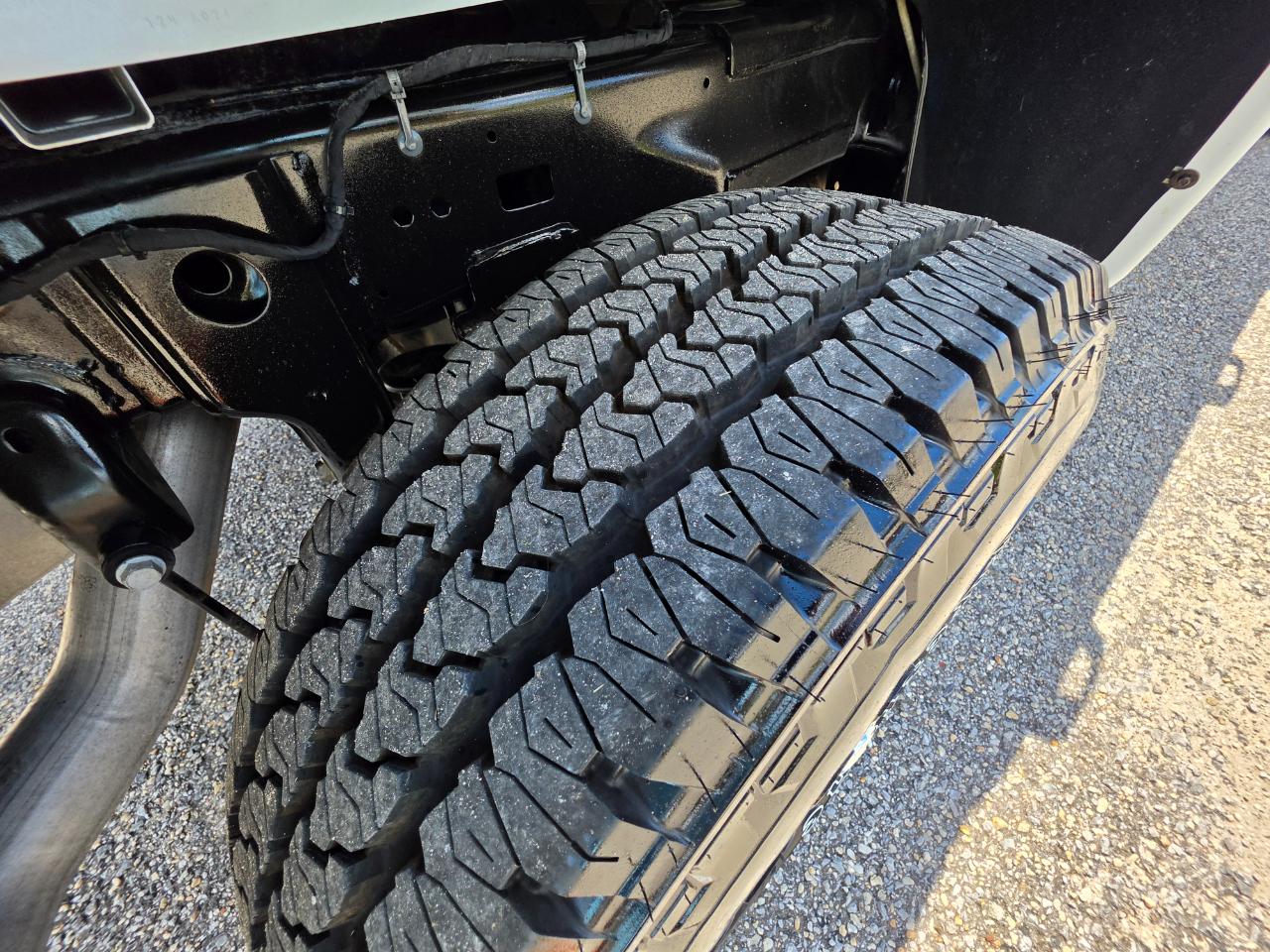 RAM 2500 Tradesman 4x4 Crew Cab 6'4" Box 2024