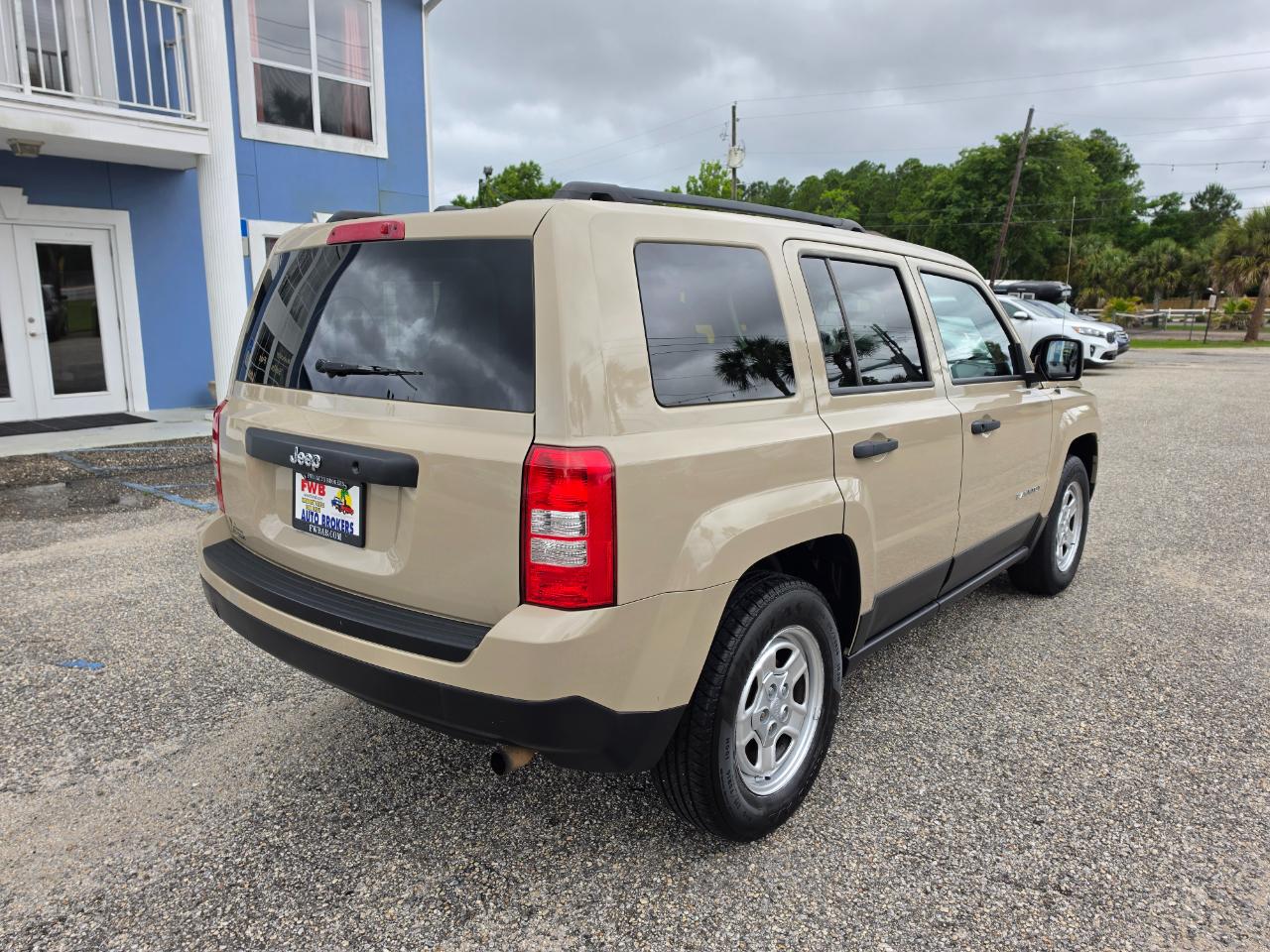 Jeep Patriot FWD 4dr Sport 2016