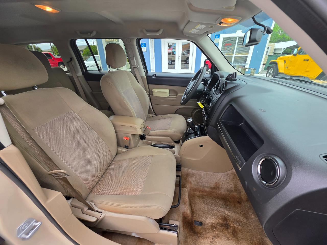 Jeep Patriot FWD 4dr Sport 2016
