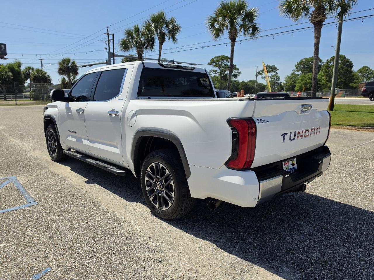 Toyota Tundra 2WD Limited Hybrid CrewMax 5.5' Bed (Natl) 2024