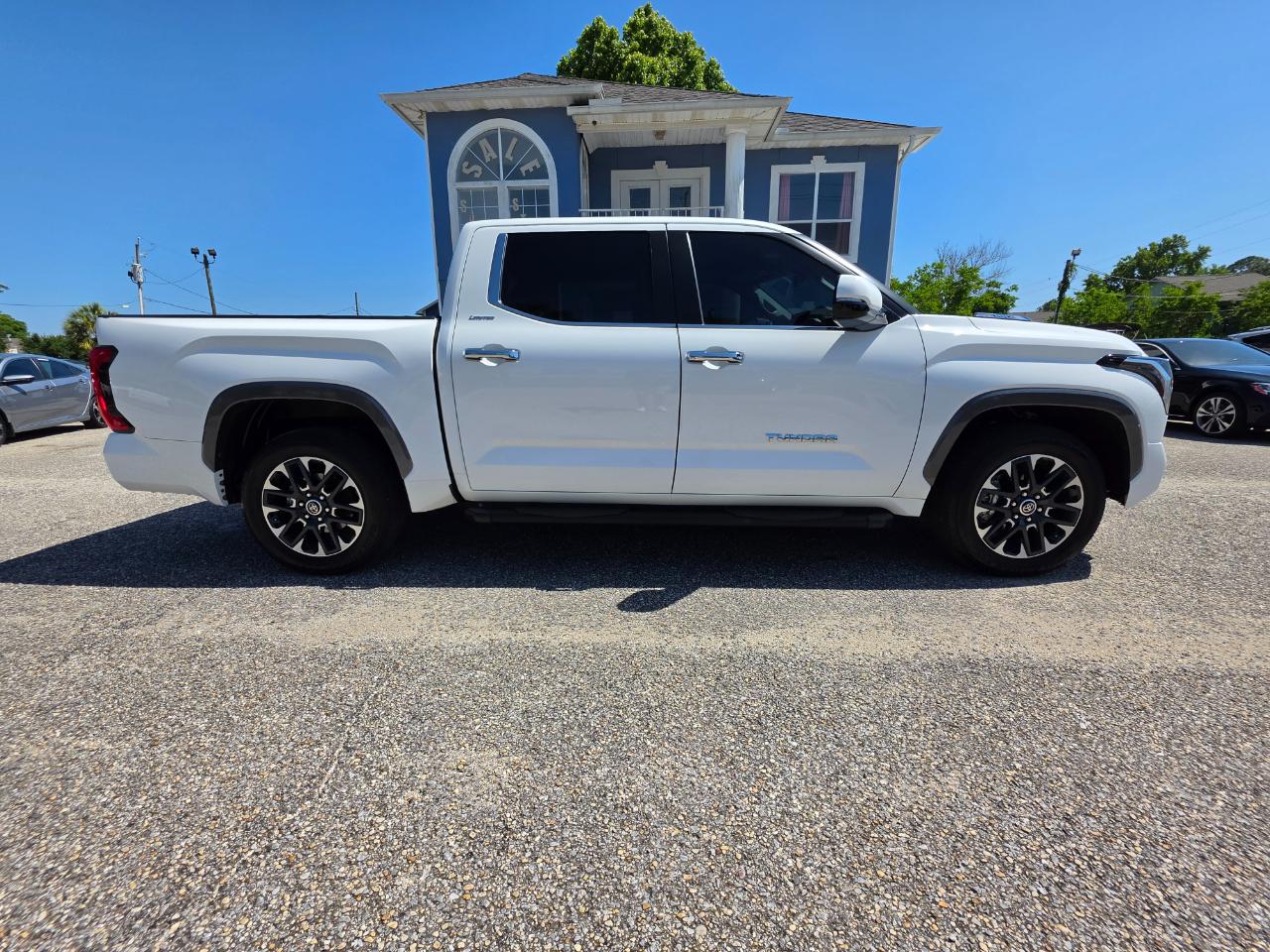 Toyota Tundra 2WD Limited Hybrid CrewMax 5.5' Bed (Natl) 2024