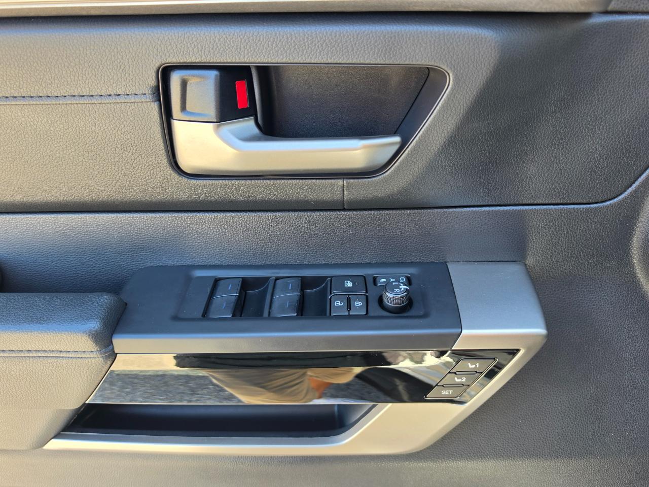 Toyota Tundra 2WD Limited Hybrid CrewMax 5.5' Bed (Natl) 2024