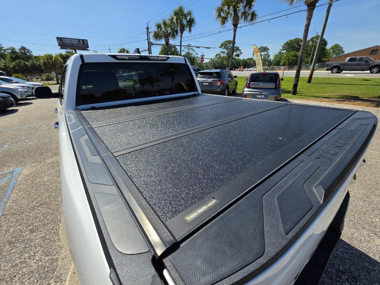 Toyota Tundra 2WD Limited Hybrid CrewMax 5.5' Bed (Natl) 2024