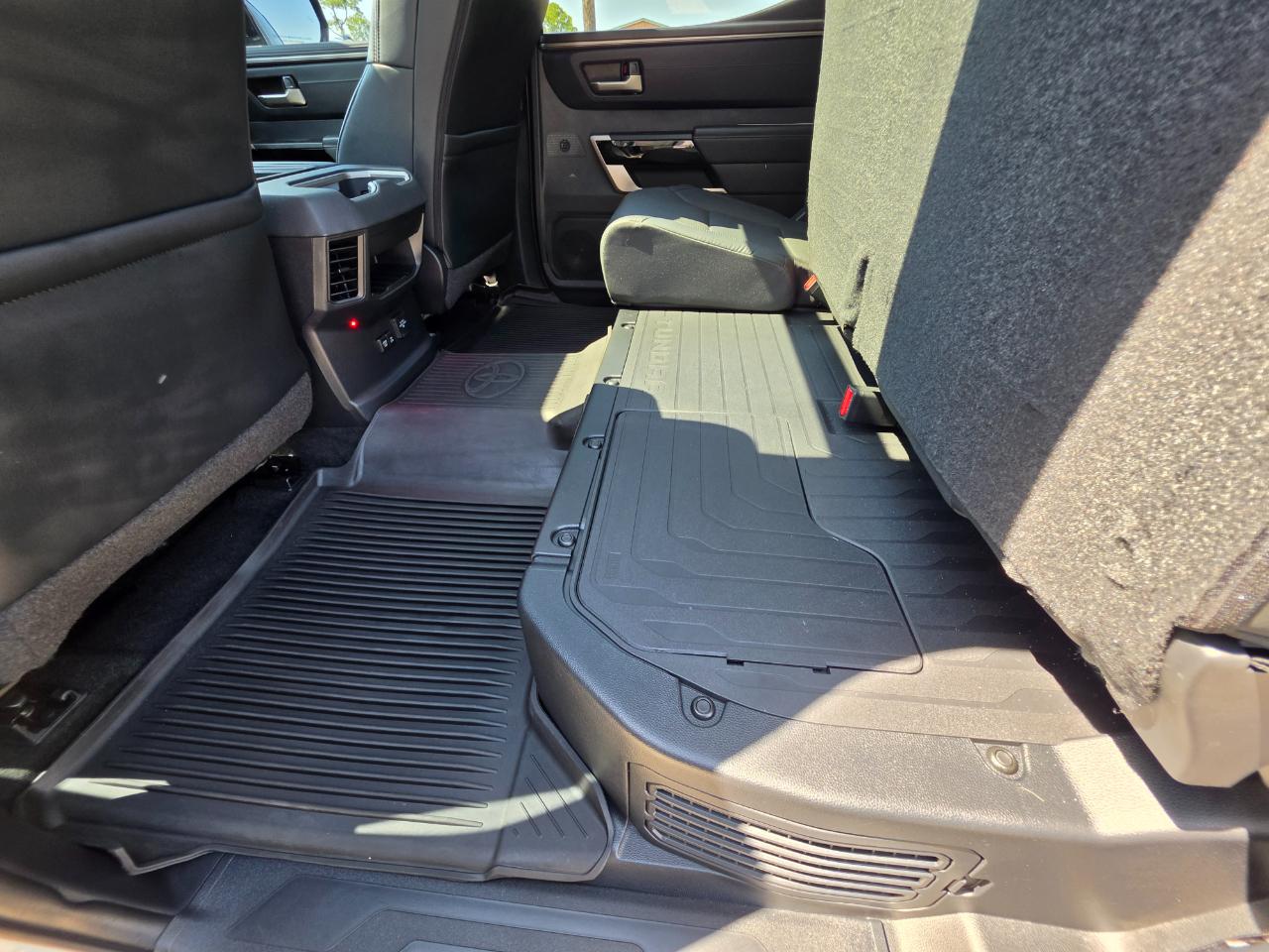 Toyota Tundra 2WD Limited Hybrid CrewMax 5.5' Bed (Natl) 2024
