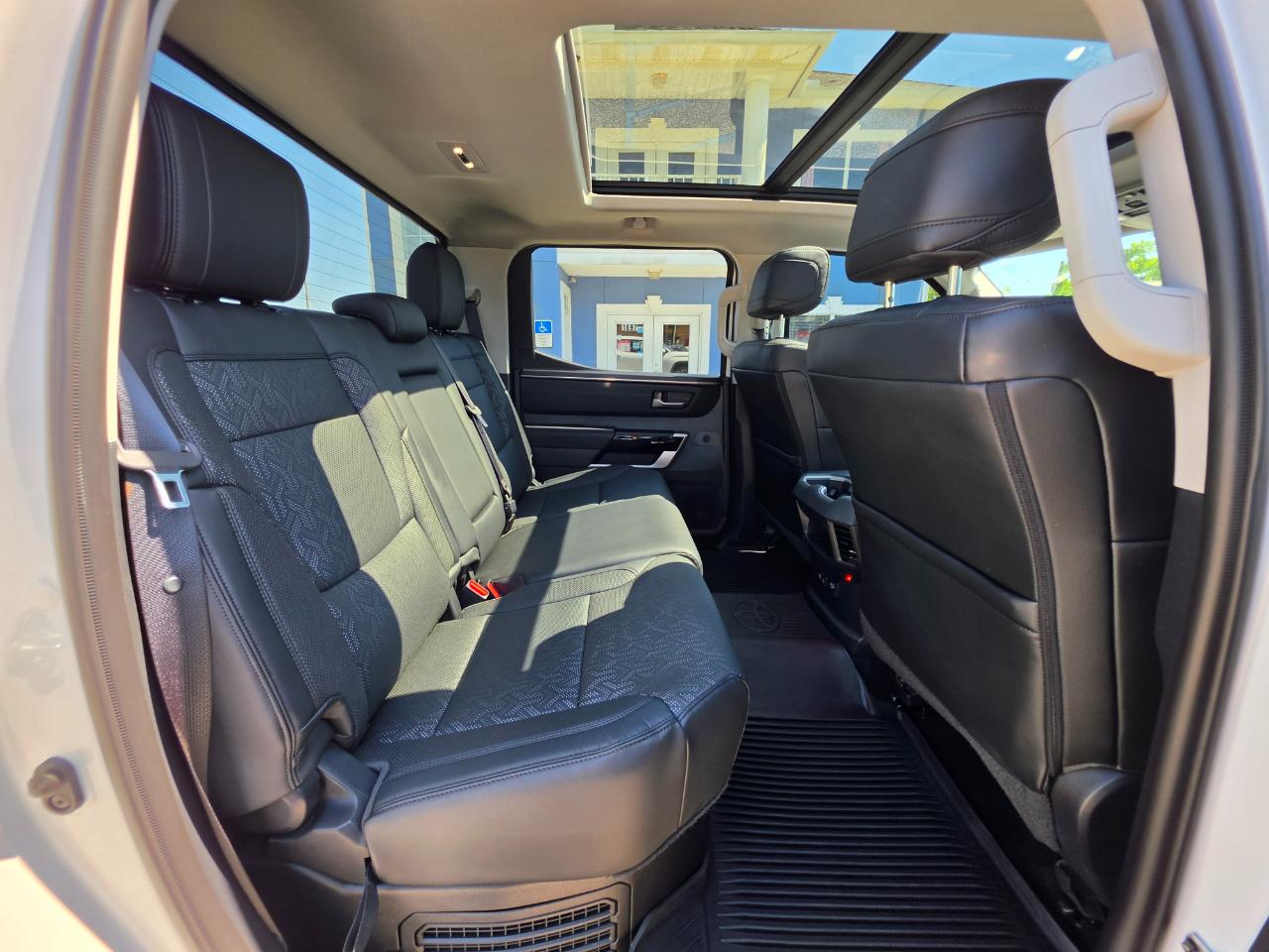 Toyota Tundra 2WD Limited Hybrid CrewMax 5.5' Bed (Natl) 2024