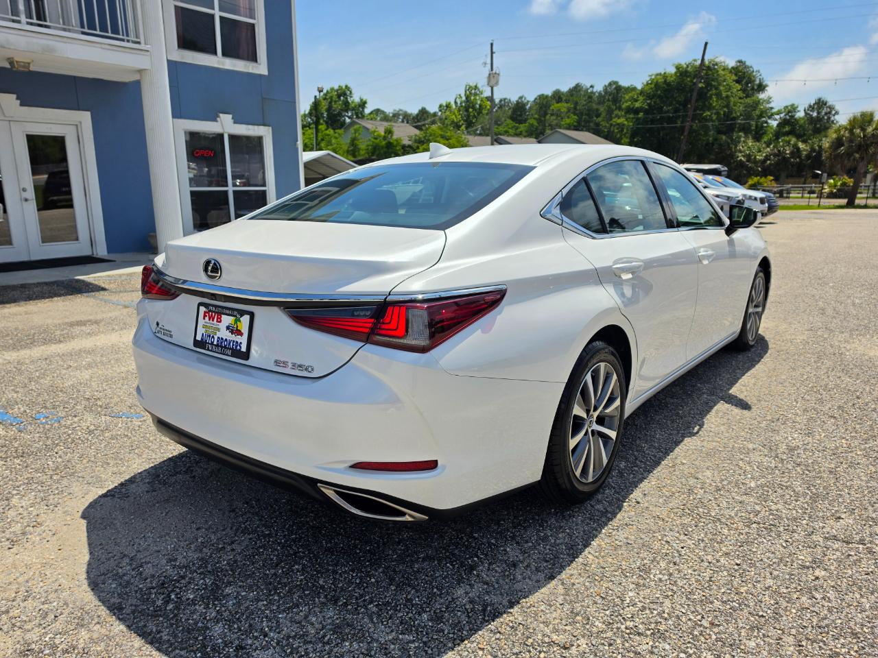 Lexus ES ES 350 FWD 2021