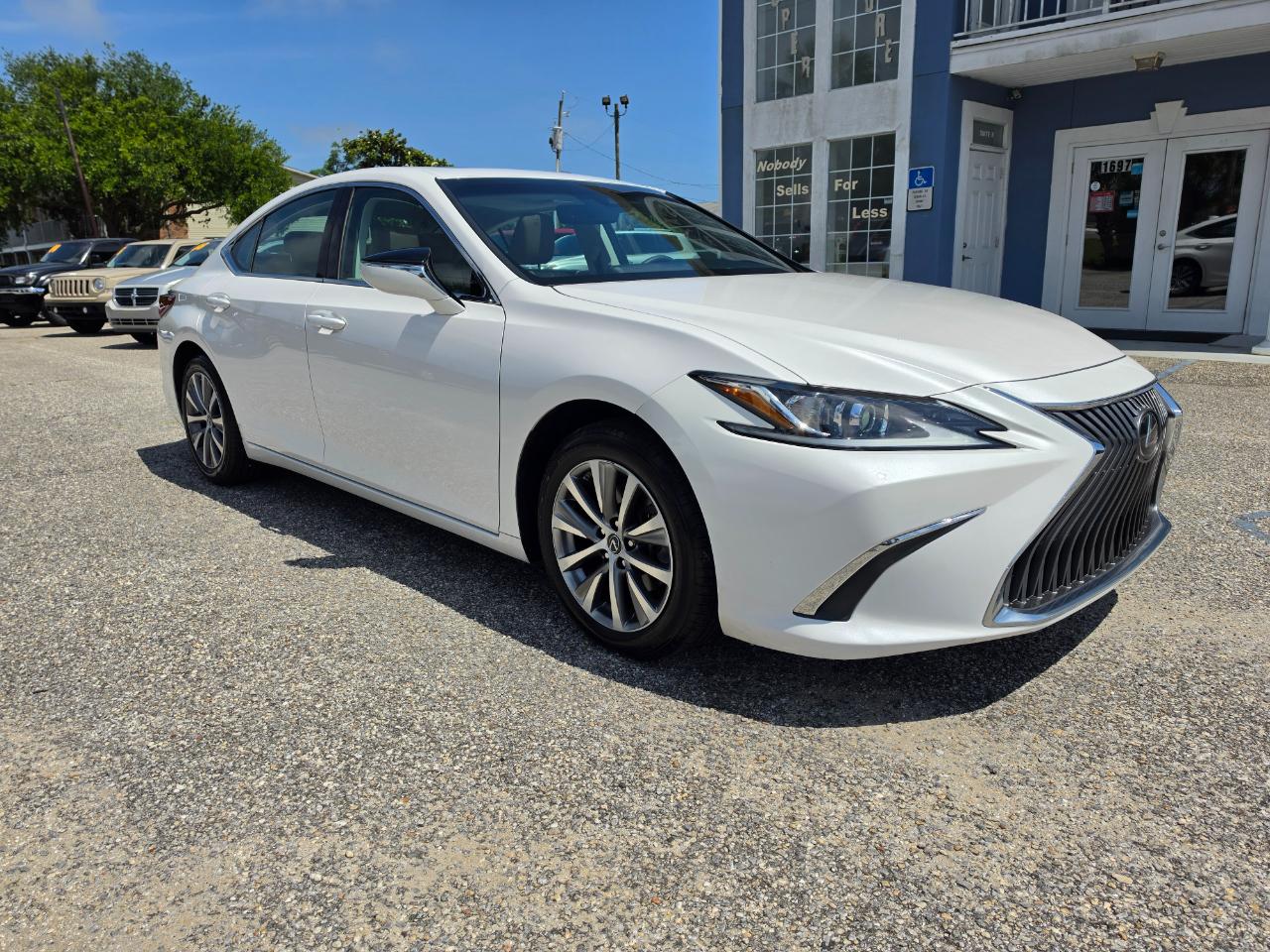 Lexus ES ES 350 FWD 2021