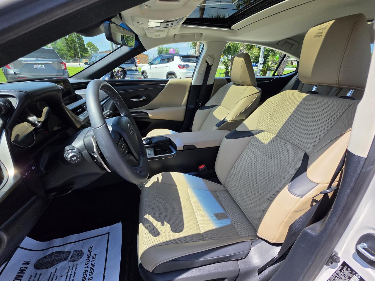 Lexus ES ES 350 FWD 2021