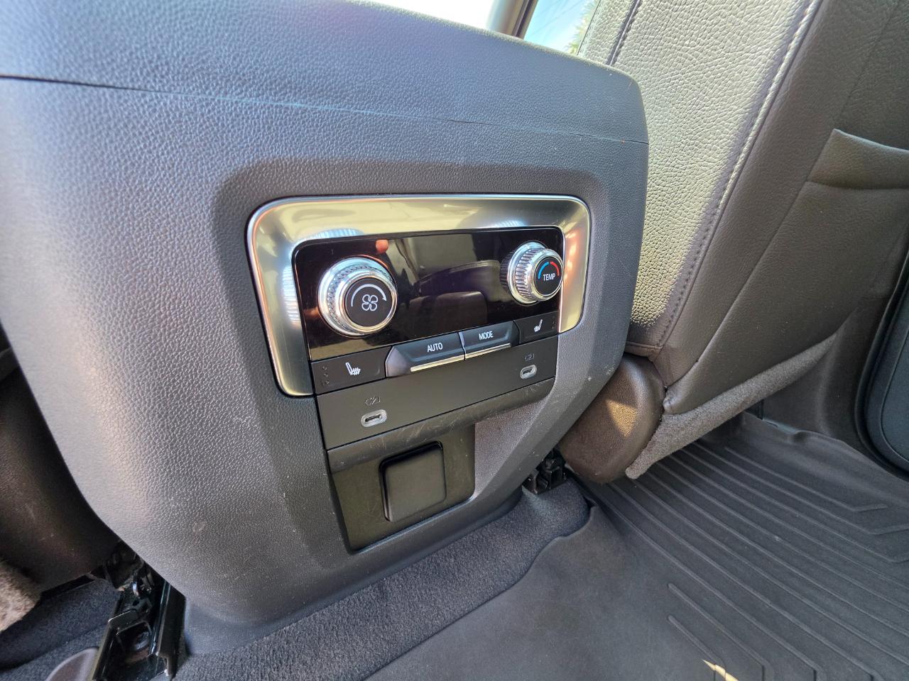 GMC Yukon XL 2WD 4dr Denali 2021