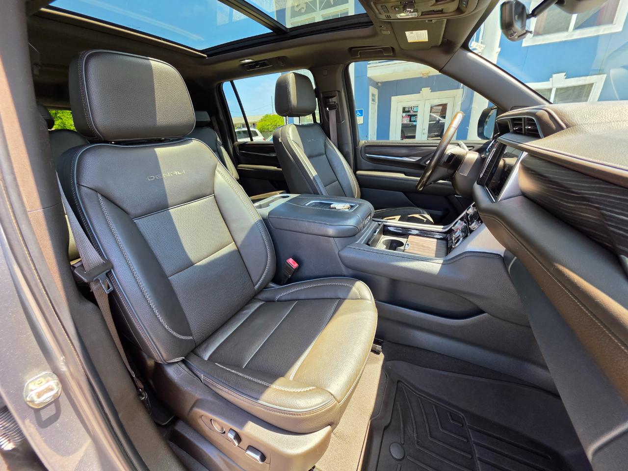 GMC Yukon XL 2WD 4dr Denali 2021