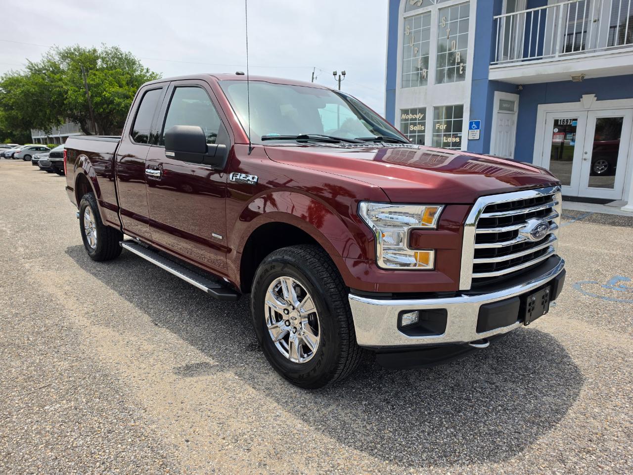 Ford F-150 4WD SuperCab 145" XLT 2016