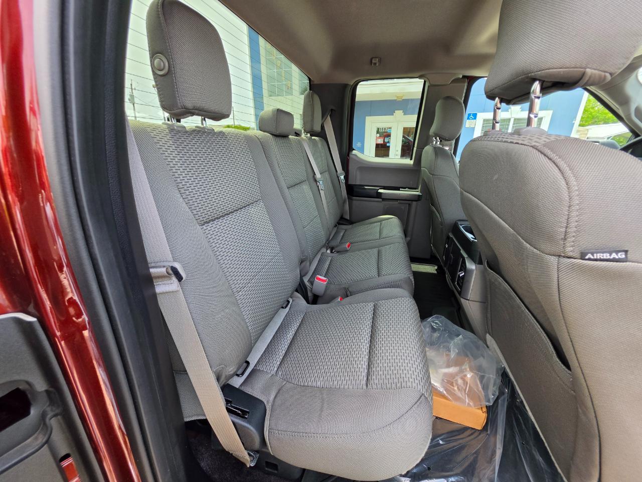 Ford F-150 4WD SuperCab 145" XLT 2016