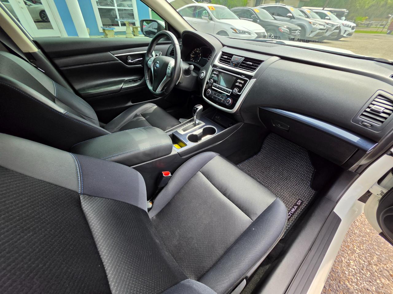 Nissan Altima 2.5 SR Sedan 2018